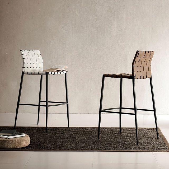 Modern Design Dining Chair with Stainless Steel Leg and Saddle Leather for Home and Restaurant
